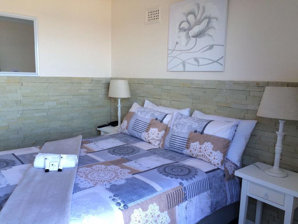 Alante Lodge Amanzimtoti Buitenkant foto