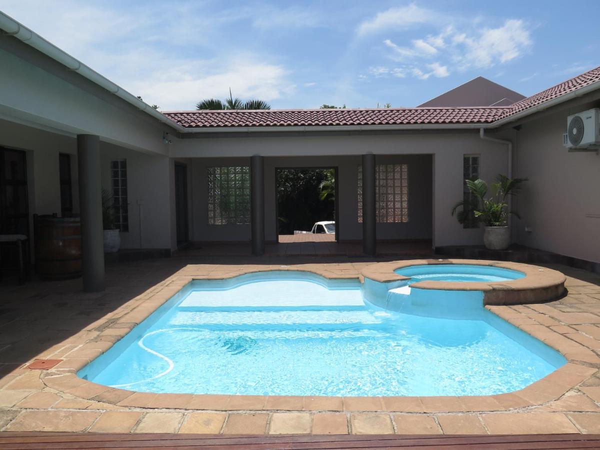 Alante Lodge Amanzimtoti Buitenkant foto